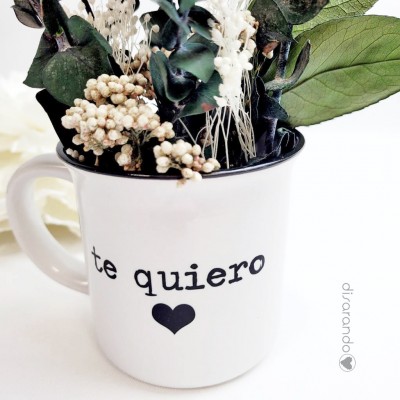 Rosa Eterna en Taza (Personalizada)