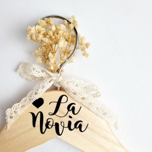 Percha Adulto Nogal