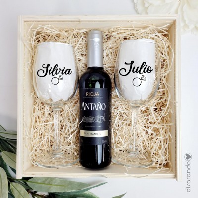 Kit vino "Aniversario" (varios diseños, también madera)